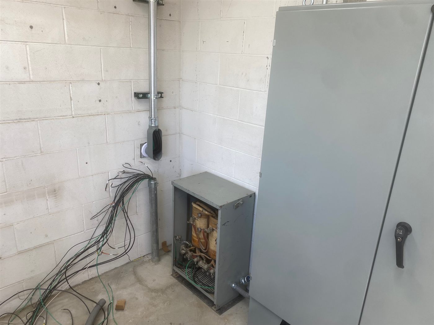 New control cabinet and transformer